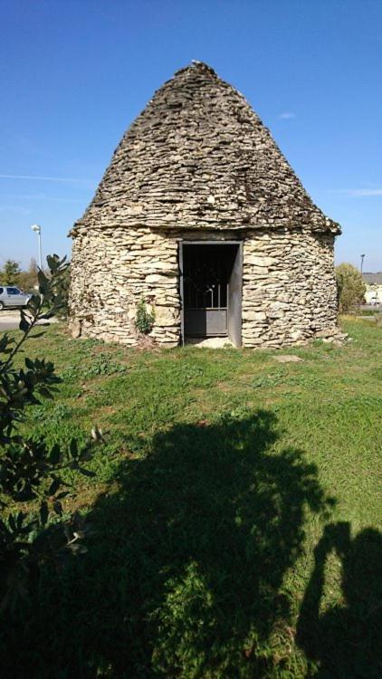 Petite Maison En Pierre Au Coeur Du Perigord Noir Salignac Eyvigues 外观 照片