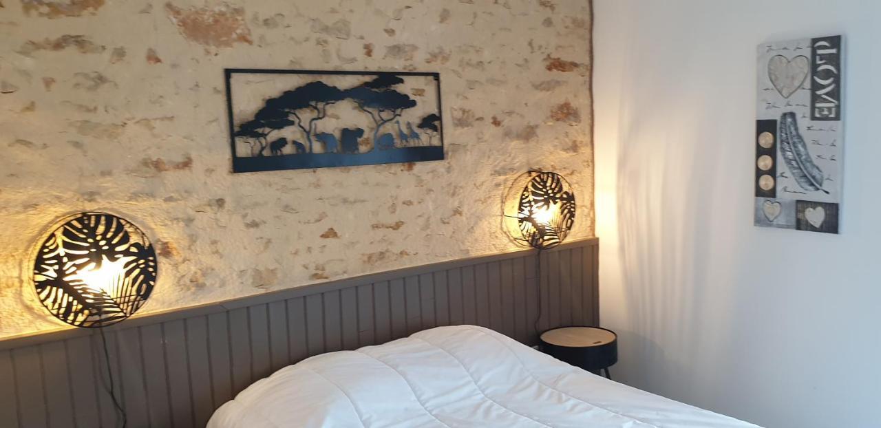 Petite Maison En Pierre Au Coeur Du Perigord Noir Salignac Eyvigues 外观 照片