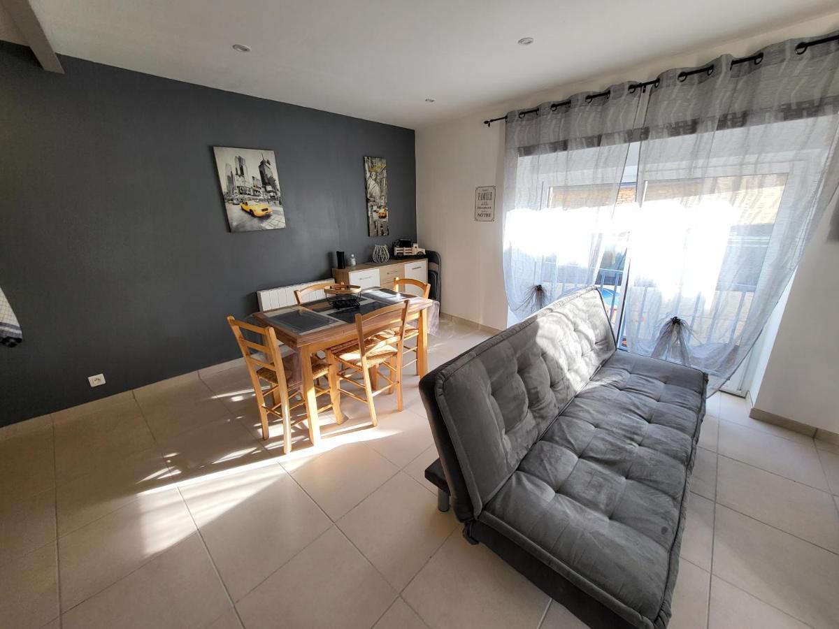 Petite Maison En Pierre Au Coeur Du Perigord Noir Salignac Eyvigues 外观 照片